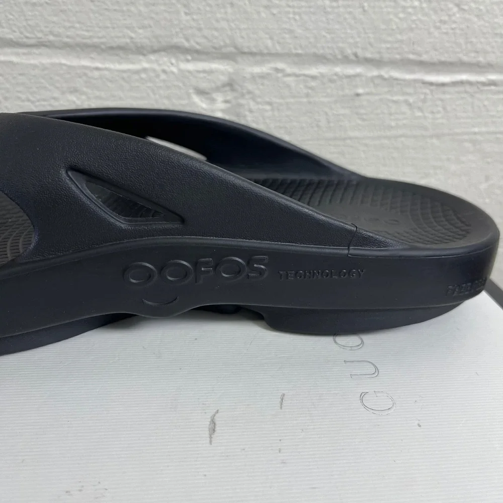 OOFOS OOriginal Recovery Sandals Black Thong Flip Flops Sandals Men's 14 US